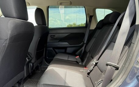 Mitsubishi Outlander III рестайлинг 3, 2019 год, 2 150 000 рублей, 22 фотография