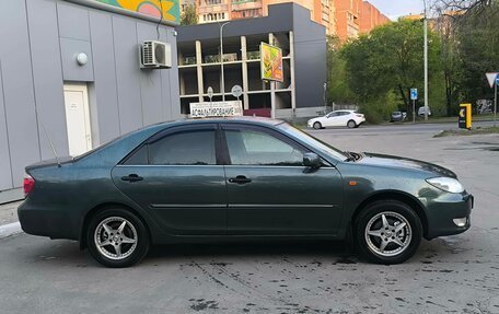 Toyota Camry V40, 2005 год, 800 000 рублей, 3 фотография