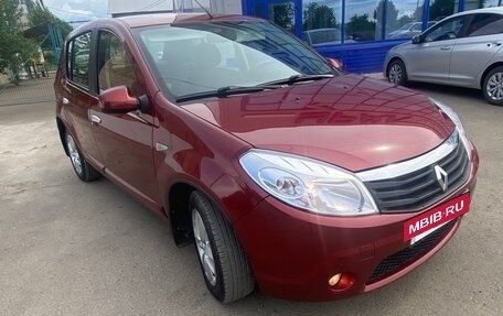 Renault Sandero I, 2012 год, 650 000 рублей, 3 фотография