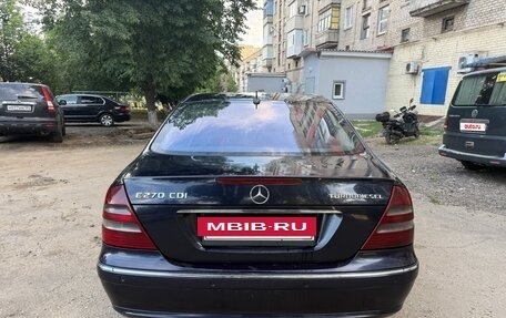 Mercedes-Benz E-Класс, 2003 год, 600 000 рублей, 4 фотография