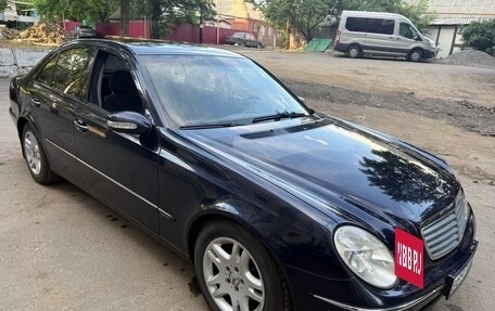 Mercedes-Benz E-Класс, 2003 год, 600 000 рублей, 3 фотография