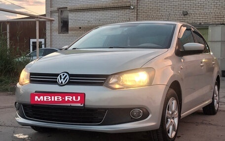 Volkswagen Polo VI (EU Market), 2011 год, 820 000 рублей, 5 фотография