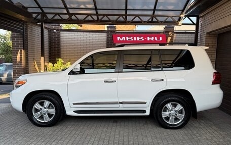 Toyota Land Cruiser 200, 2014 год, 5 340 000 рублей, 9 фотография