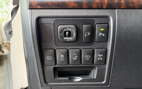 Toyota Land Cruiser 200, 2014 год, 5 340 000 рублей, 13 фотография