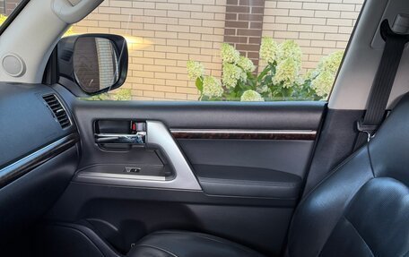 Toyota Land Cruiser 200, 2014 год, 5 340 000 рублей, 18 фотография