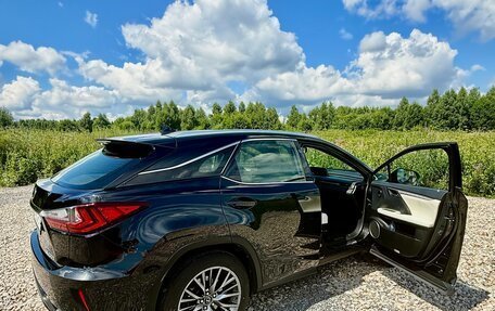 Lexus RX IV рестайлинг, 2017 год, 3 700 000 рублей, 2 фотография