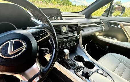 Lexus RX IV рестайлинг, 2017 год, 3 700 000 рублей, 10 фотография