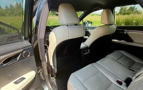 Lexus RX IV рестайлинг, 2017 год, 3 700 000 рублей, 13 фотография