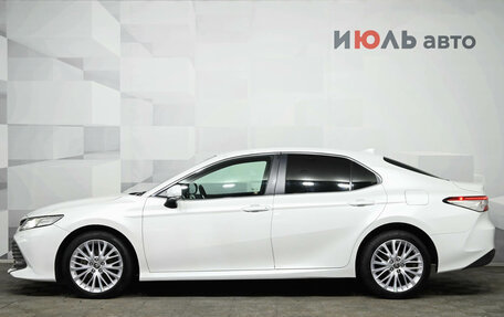 Toyota Camry, 2018 год, 2 650 000 рублей, 8 фотография