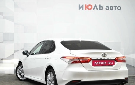 Toyota Camry, 2018 год, 2 650 000 рублей, 4 фотография
