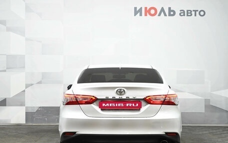 Toyota Camry, 2018 год, 2 650 000 рублей, 5 фотография