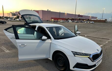 Skoda Octavia IV, 2021 год, 1 400 000 рублей, 18 фотография