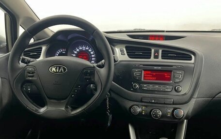 KIA cee'd III, 2013 год, 855 000 рублей, 15 фотография