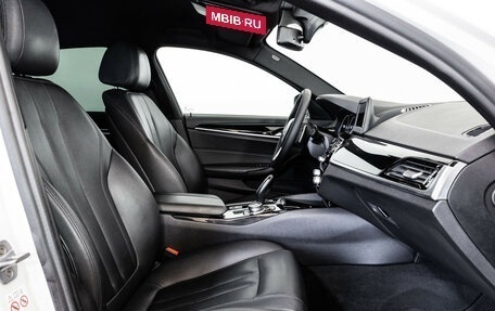 BMW 5 серия, 2018 год, 2 099 000 рублей, 22 фотография
