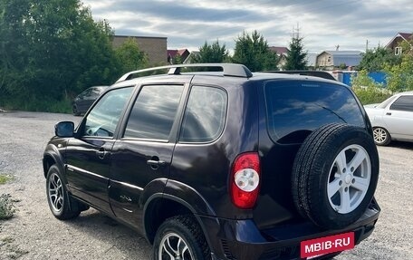Chevrolet Niva I рестайлинг, 2014 год, 380 000 рублей, 4 фотография