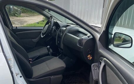 Renault Duster I рестайлинг, 2017 год, 850 000 рублей, 3 фотография