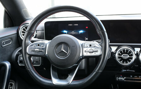 Mercedes-Benz CLA, 2019 год, 2 897 000 рублей, 18 фотография
