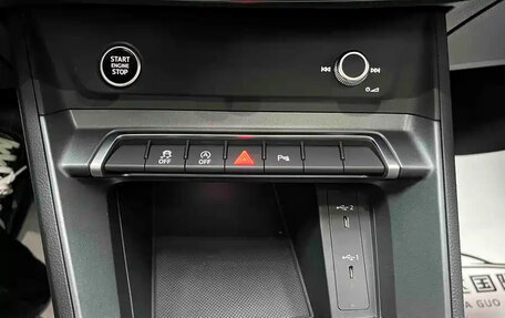 Audi Q3 Sportback, 2023 год, 2 860 000 рублей, 14 фотография