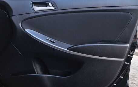 Hyundai Solaris II рестайлинг, 2015 год, 1 099 000 рублей, 12 фотография