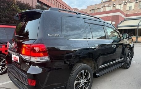 Toyota Land Cruiser 200, 2018 год, 7 200 000 рублей, 3 фотография