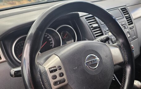 Nissan Tiida, 2010 год, 450 000 рублей, 4 фотография
