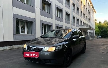 KIA Cerato III, 2010 год, 850 000 рублей, 2 фотография