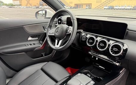 Mercedes-Benz A-Класс, 2023 год, 1 900 444 рублей, 9 фотография