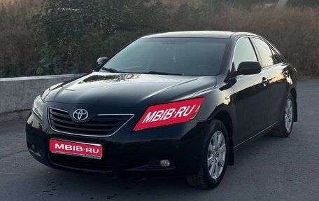 Toyota Camry, 2008 год, 830 000 рублей, 1 фотография