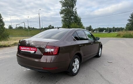 Skoda Octavia, 2018 год, 1 850 000 рублей, 5 фотография