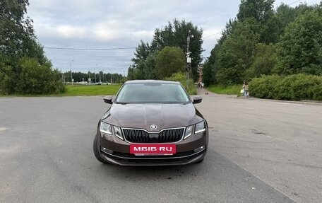 Skoda Octavia, 2018 год, 1 850 000 рублей, 2 фотография