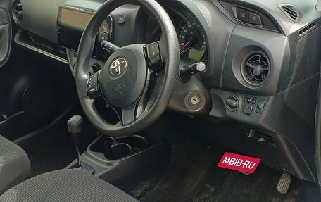 Toyota Vitz, 2019 год, 1 100 000 рублей, 7 фотография