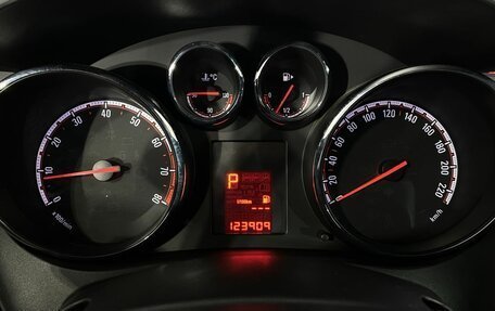 Opel Meriva, 2013 год, 850 000 рублей, 15 фотография