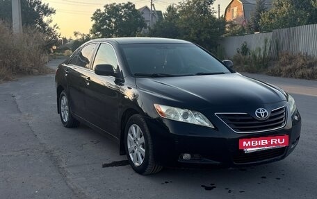 Toyota Camry, 2008 год, 830 000 рублей, 2 фотография