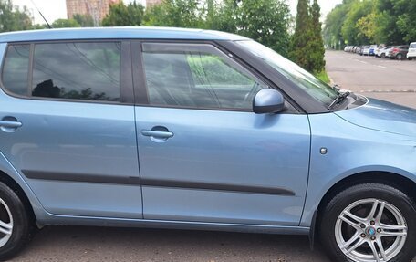 Skoda Fabia II, 2010 год, 635 000 рублей, 2 фотография