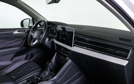 Volkswagen Tiguan II, 2022 год, 3 990 000 рублей, 12 фотография