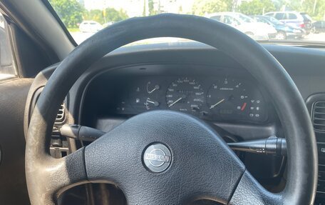 Nissan Primera II рестайлинг, 1992 год, 95 000 рублей, 9 фотография