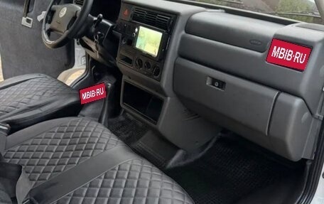 Volkswagen Transporter T4, 2001 год, 757 300 рублей, 1 фотография