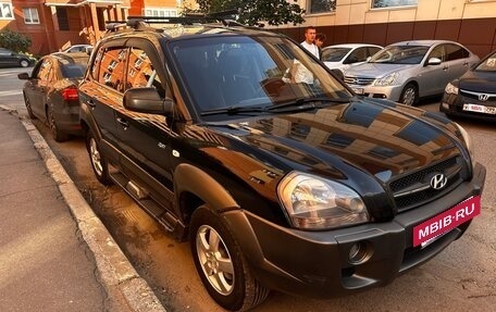 Hyundai Tucson III, 2008 год, 1 000 000 рублей, 3 фотография