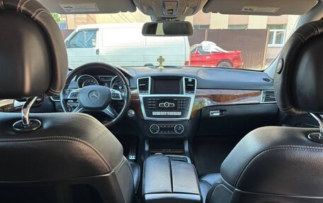 Mercedes-Benz GL-Класс, 2014 год, 2 600 000 рублей, 12 фотография