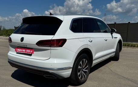 Volkswagen Touareg III, 2020 год, 4 970 000 рублей, 5 фотография