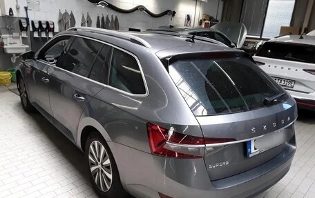 Skoda Superb III рестайлинг, 2022 год, 1 972 000 рублей, 4 фотография