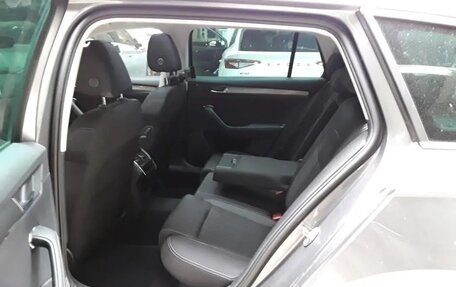 Skoda Superb III рестайлинг, 2022 год, 1 972 000 рублей, 7 фотография