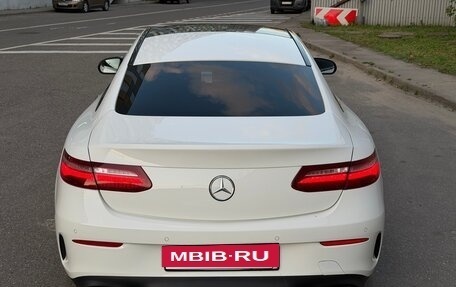 Mercedes-Benz E-Класс, 2017 год, 4 699 999 рублей, 4 фотография