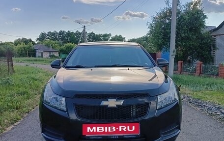 Chevrolet Cruze II, 2010 год, 700 000 рублей, 7 фотография