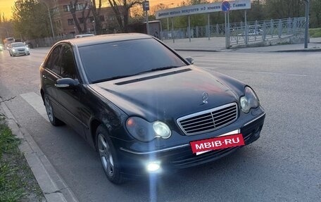 Mercedes-Benz C-Класс, 2005 год, 440 000 рублей, 2 фотография