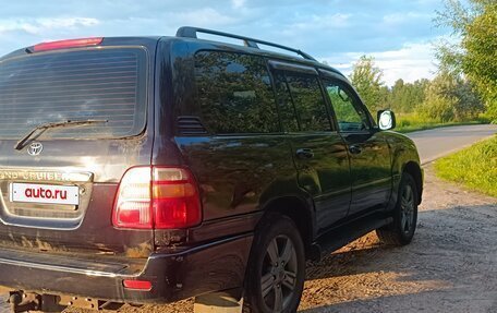 Toyota Land Cruiser 100 рестайлинг 2, 1998 год, 1 350 000 рублей, 4 фотография