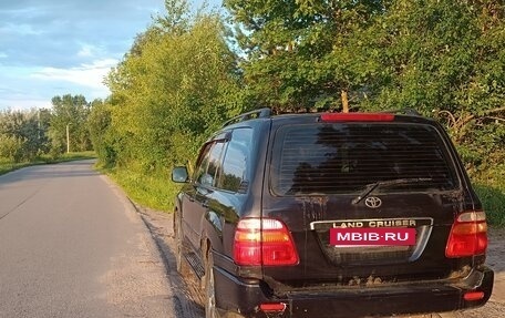 Toyota Land Cruiser 100 рестайлинг 2, 1998 год, 1 350 000 рублей, 3 фотография