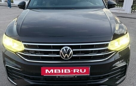 Volkswagen Tiguan II, 2021 год, 3 000 000 рублей, 9 фотография
