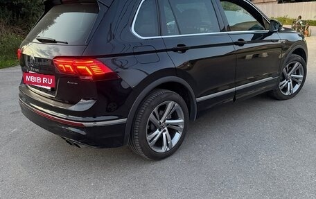 Volkswagen Tiguan II, 2021 год, 3 000 000 рублей, 11 фотография