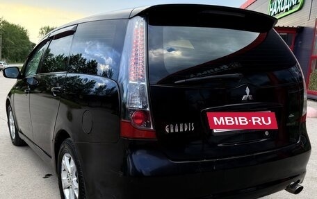 Mitsubishi Grandis, 2004 год, 480 000 рублей, 13 фотография